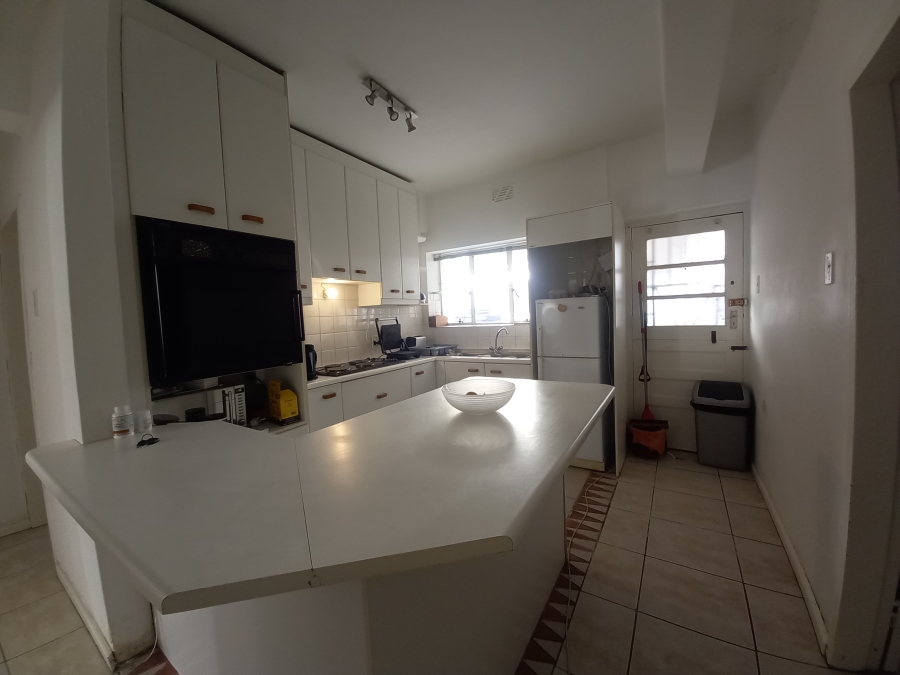 To Let 2 Bedroom Property for Rent in Tamboerskloof Western Cape